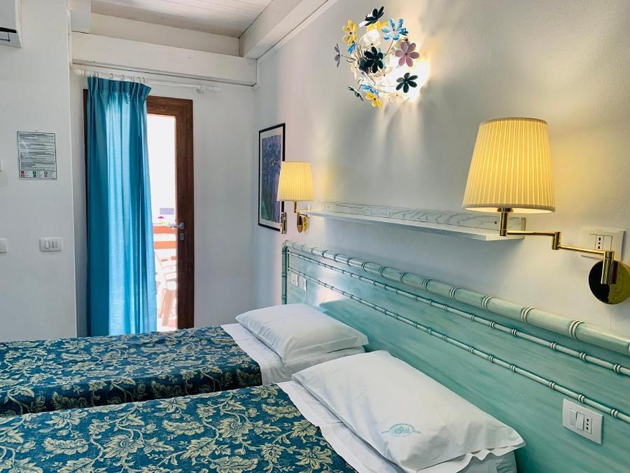 Hotel Elba Marina di Campo Esterno foto